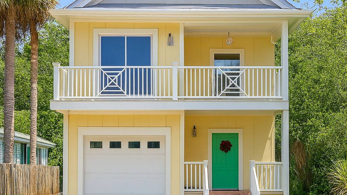 Lincolnville House | Riberia Riviera. A charming spacious 3/2 in heart of Old City