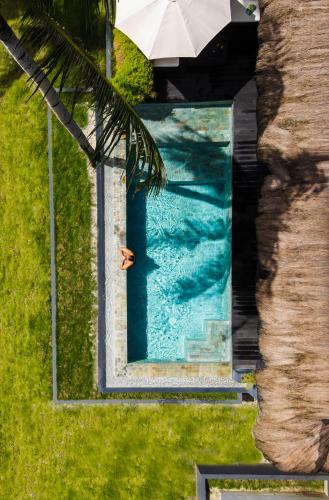 Catangnan Villa | Ricehaven Luxury Villas with Starlink WIFI