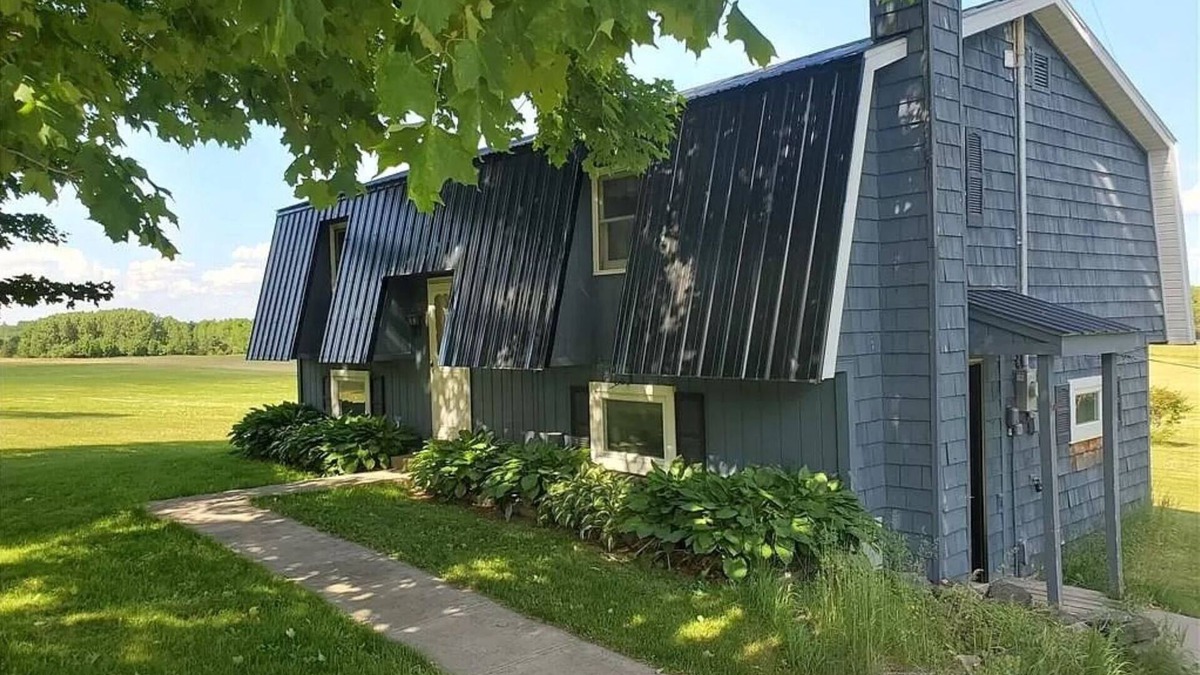 Turin House | Richies Place, Come join us in in the back woods of Turin NY!