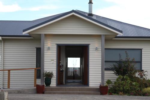 Omata Bed & Breakfast | Richmond Farm Lodge