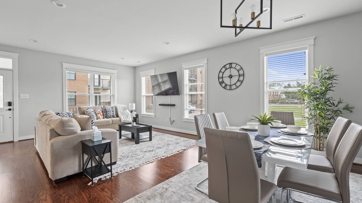 Richmond House | Richmond Gem, Free Parking, Quiet, Fenced,Walkable