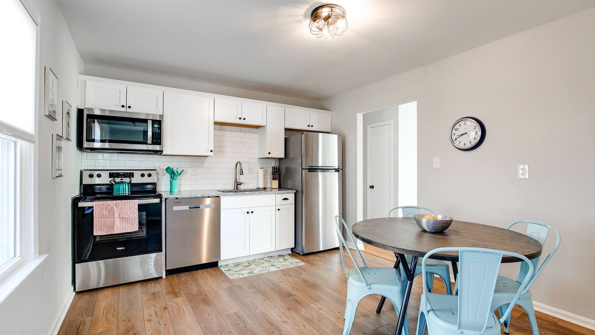Mosby House | Richmond Gem whole house 3 BR fenced yard!n