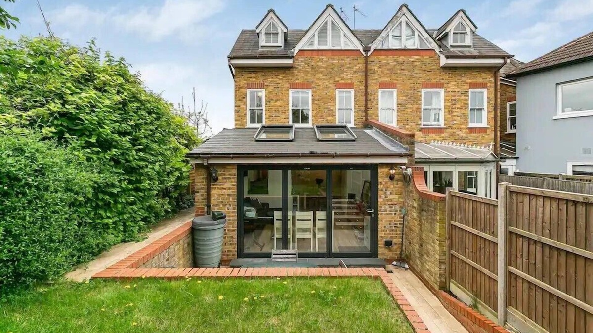 Mortlake House | Richmond Oasis - Pass The Keys