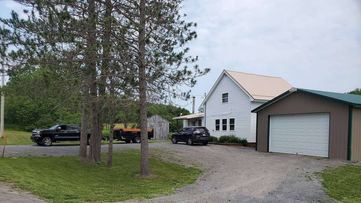 South Rutland House | Ride or Relax