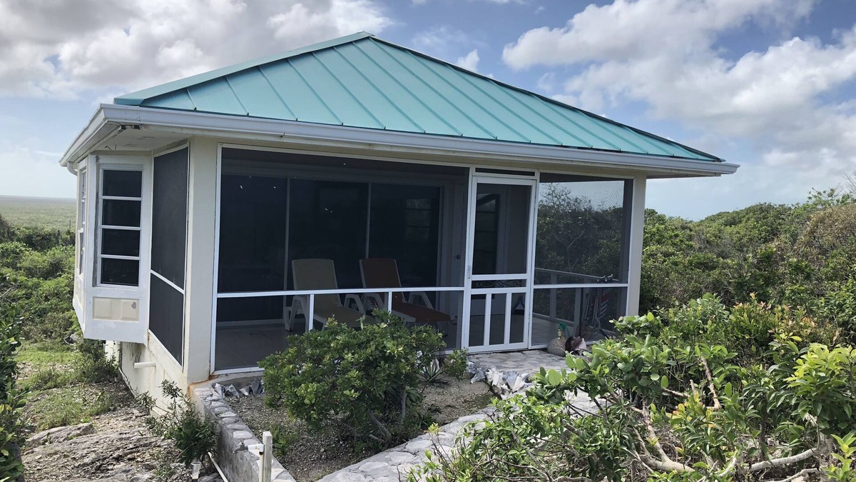 Conch Bar Cottage | Ridgetop cottage for 2 at Dragon Cay Resort, Mudjin Harbour