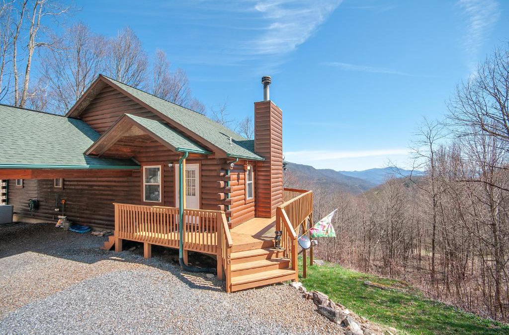Settlers Ridge House | Ridgeview Cabin