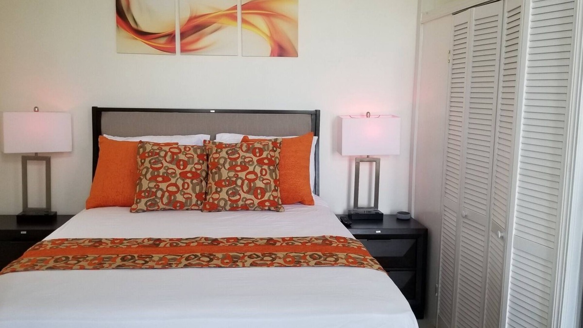 Saint Andrew Apartment | Ridgeview Suite 3