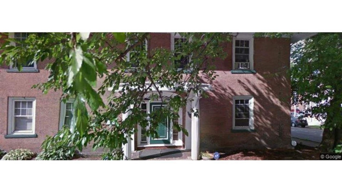 Springfield Apartment | Ridgewood Place Mother-In-Law 1BR Suite