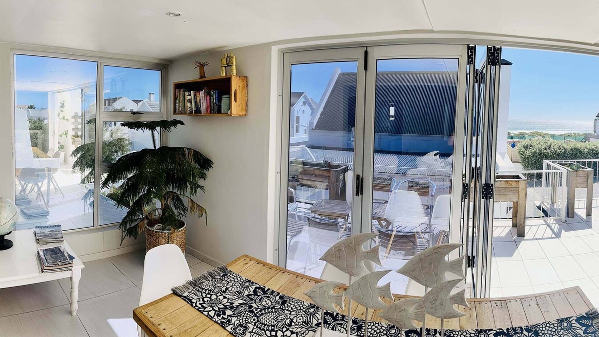 Stompneusbaai Apartment | Rienks Beach Nook - Coziest Spot on the West Coast