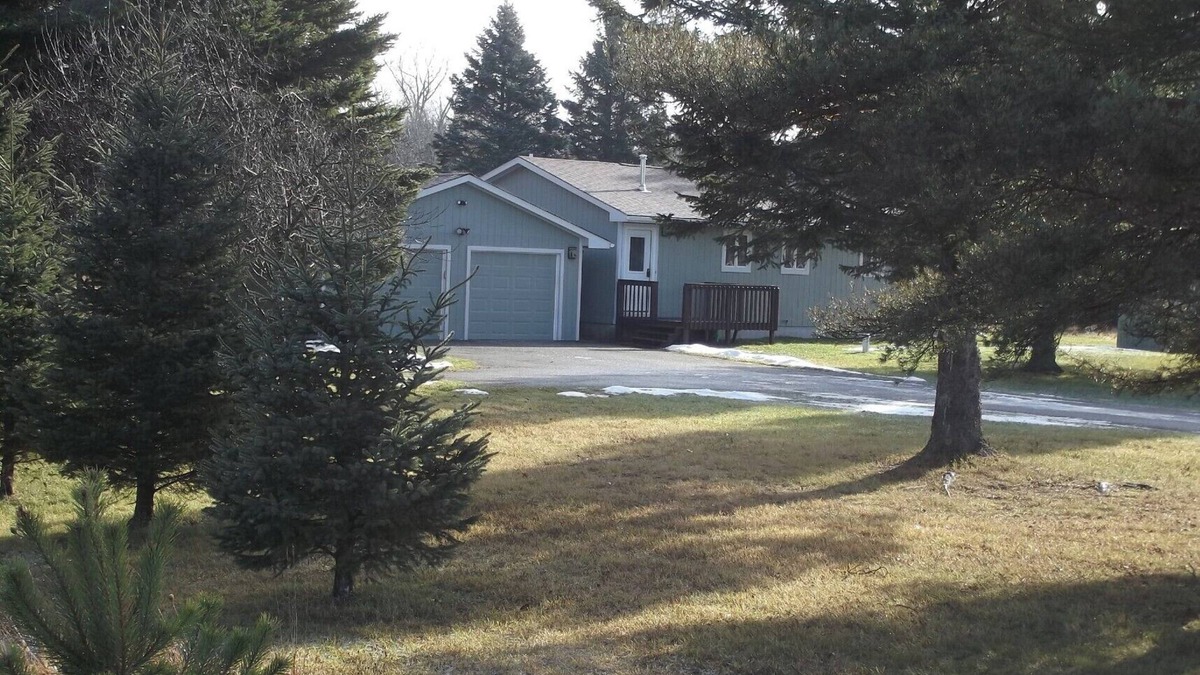Rose City House | Rifle River Lodge, Rifle River Lodge LLC