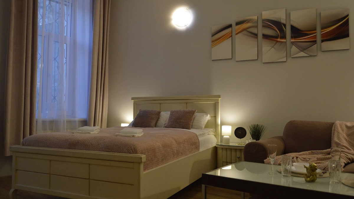 Avoti Apartment | Riga City Center Romantic style studio apartment
