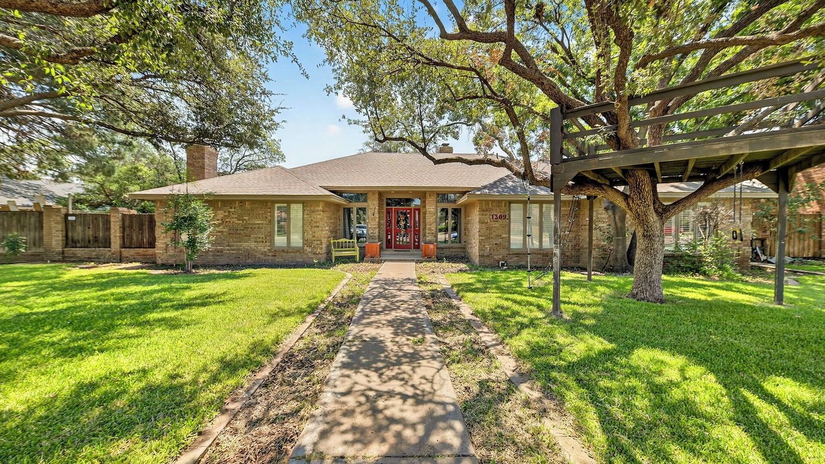 Midland House | Right at Home-Midland Saddle Club