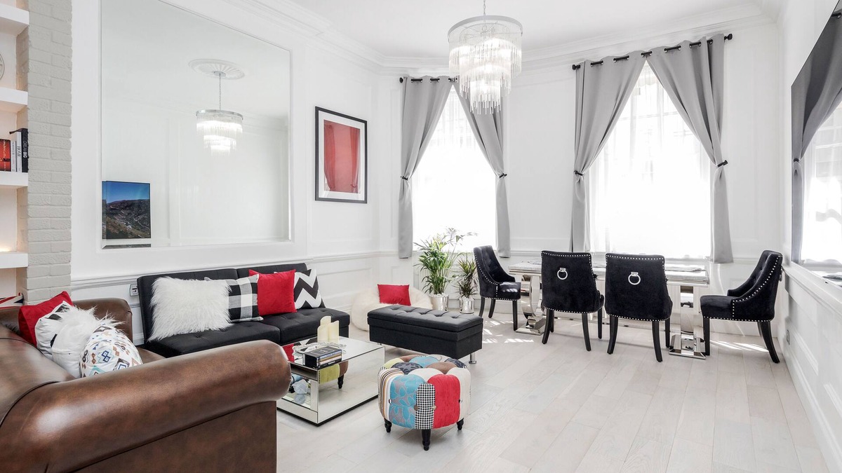 City of Westminster Apartment | Right opposite Hyde Park and moments from Oxford Street