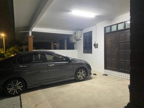 Manir House | Rina Homestay 2