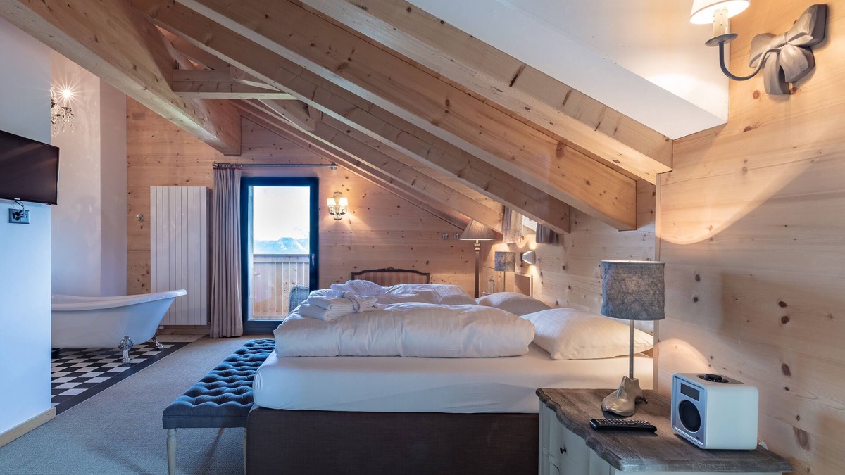 Oeschseite Cabin | Rinderberg Swiss Alpine Lodge
