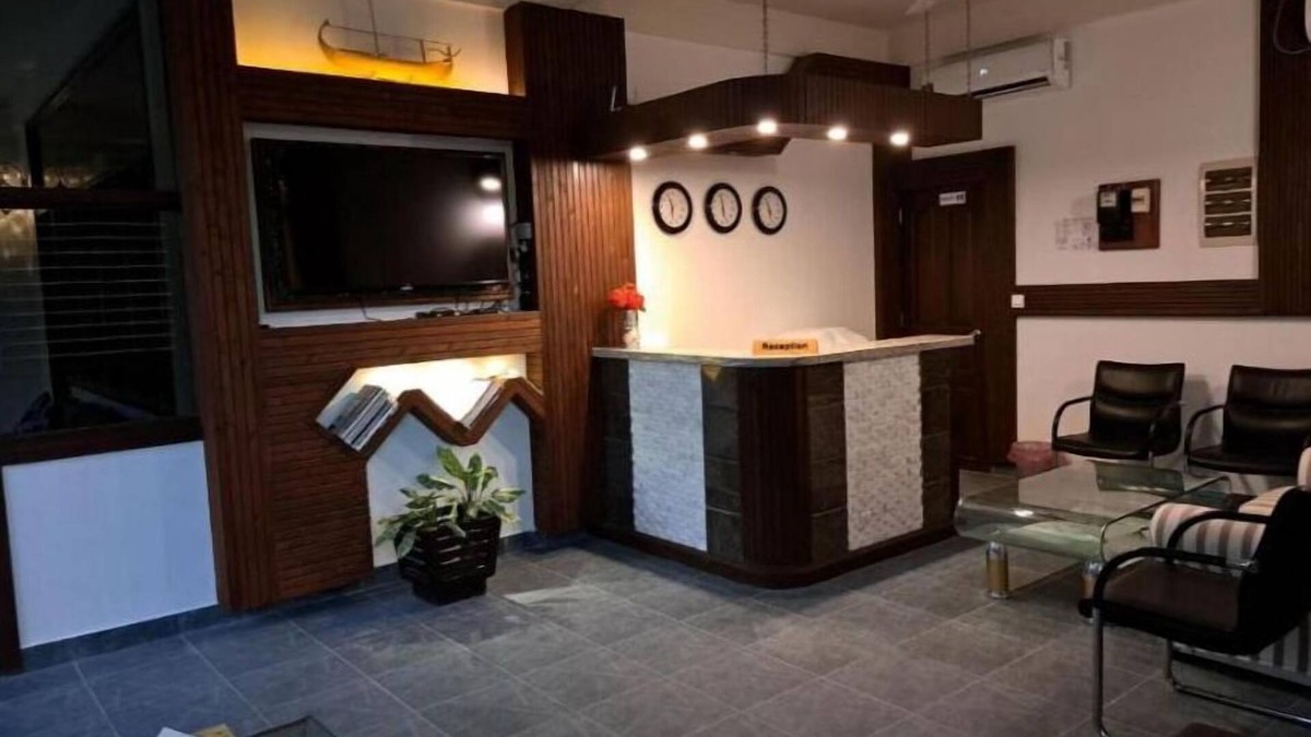 Male House | Rindhali Beachn