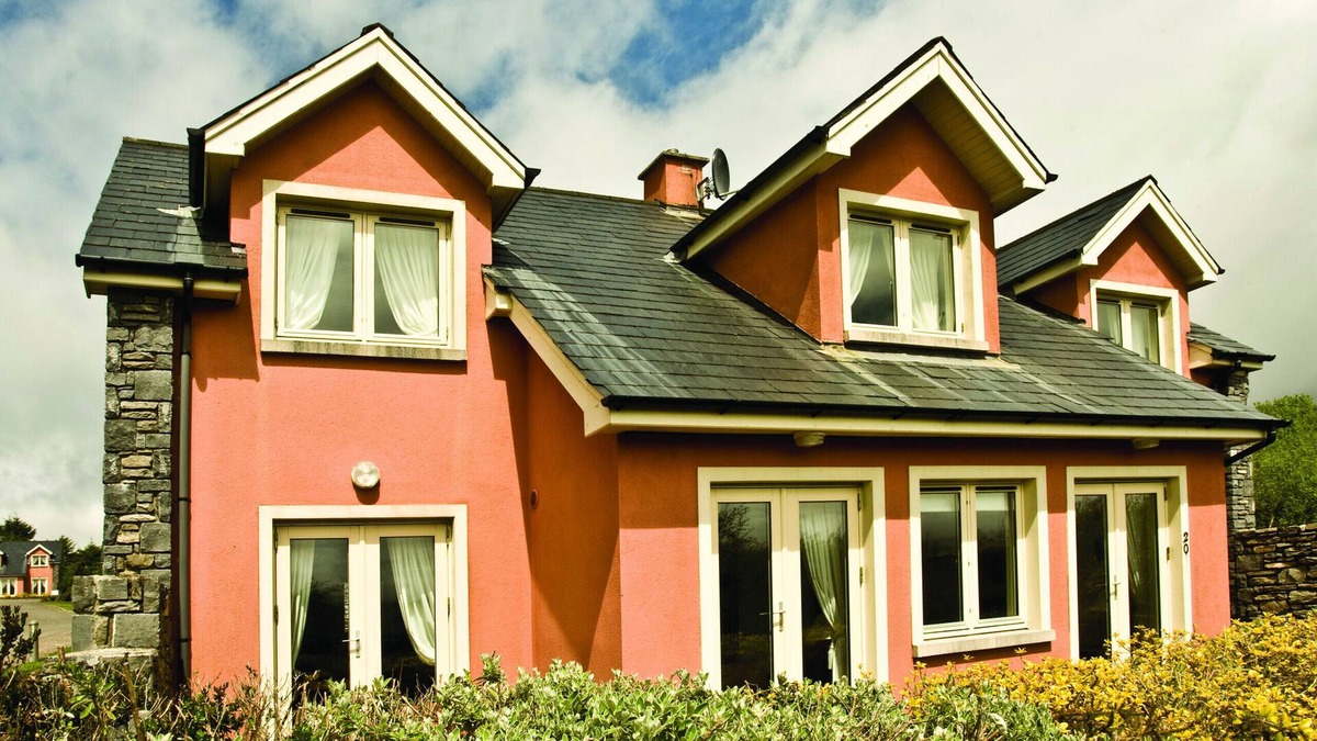 Templenoe Ski Chalet | Ring of Kerry Holiday Cottage No.20