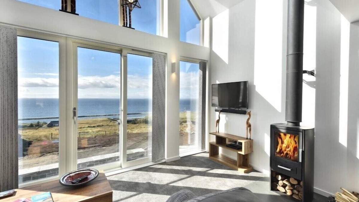 Melvaig Cottage | RIONNAG LODGE, family friendly, luxury holiday cottage in Gairloch
