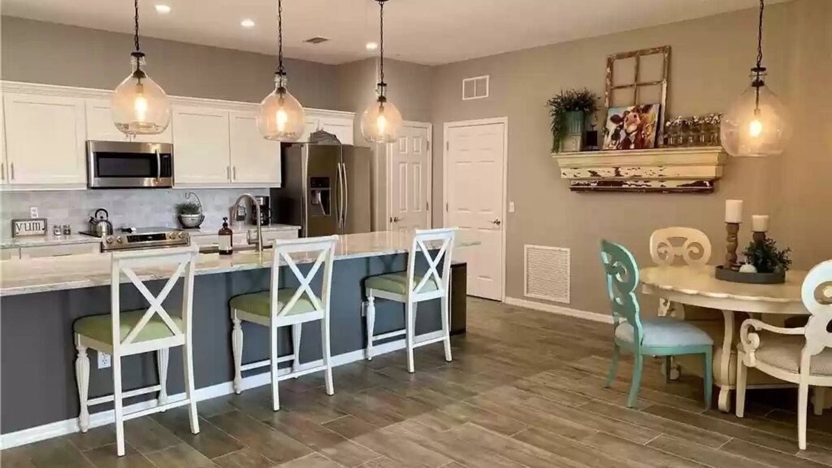 Majestic Palms Condo | Rise and Shine at Majestic Palms: Gated Community with a Pool