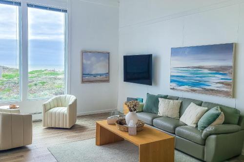 Castroville House | Rita's-by-the-Sea