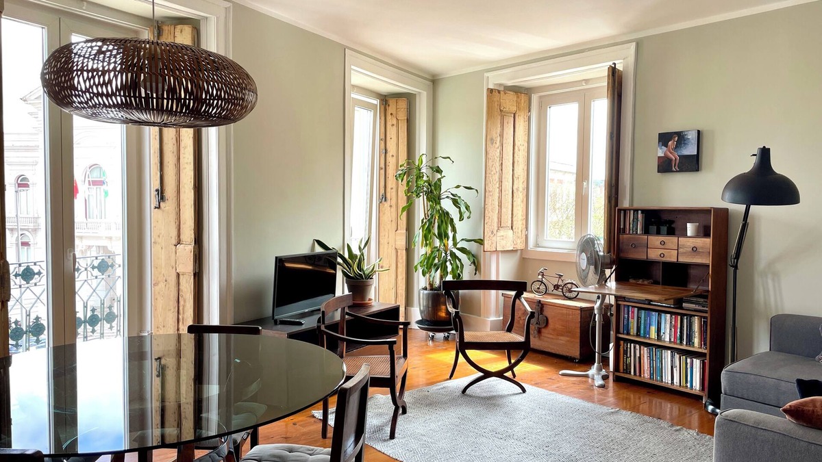 Pena Apartment | RITA'S PLACE - historic center: charming flat on garden square, 400m from Baixa de Lisboa