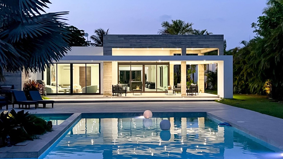 Los Paseos de Dorado House | Ritz Carlton-Dorado Beach 5BR, 6BA Luxury Estate