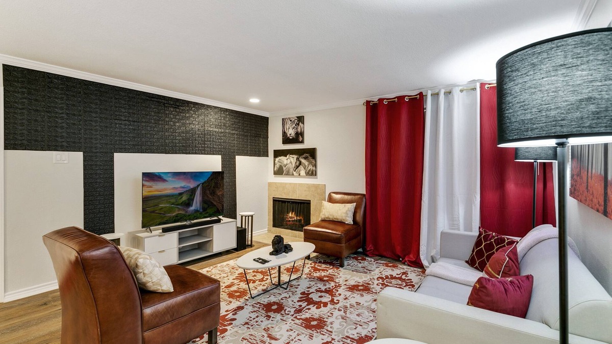 Vickery Meadow Apartment | Ritzy Majestic - A Wholesome Experience