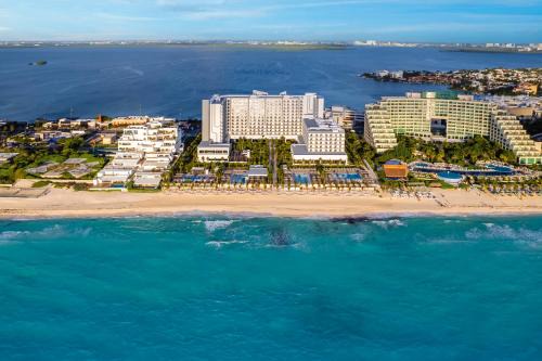 La Isla Resort | Riu Palace Kukulkan - Adults Only - All Inclusive