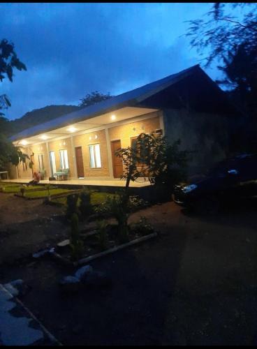 Riung House | RIUNG LALONG TERONG Guest House