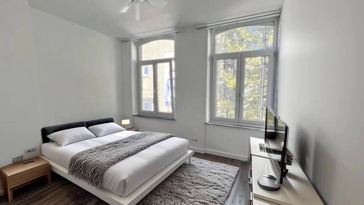 Charleroi Apartment | Rive Gauche K center - train station - airport