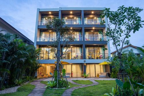 Pa Tan Hotel | River Art Hotel