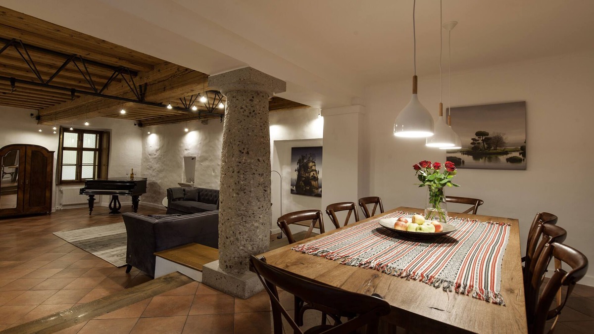 Ljubljana City Centre Apartment | River & Castle View apartment Rose/2-BR, 1.5-bathroom, big living&dining room