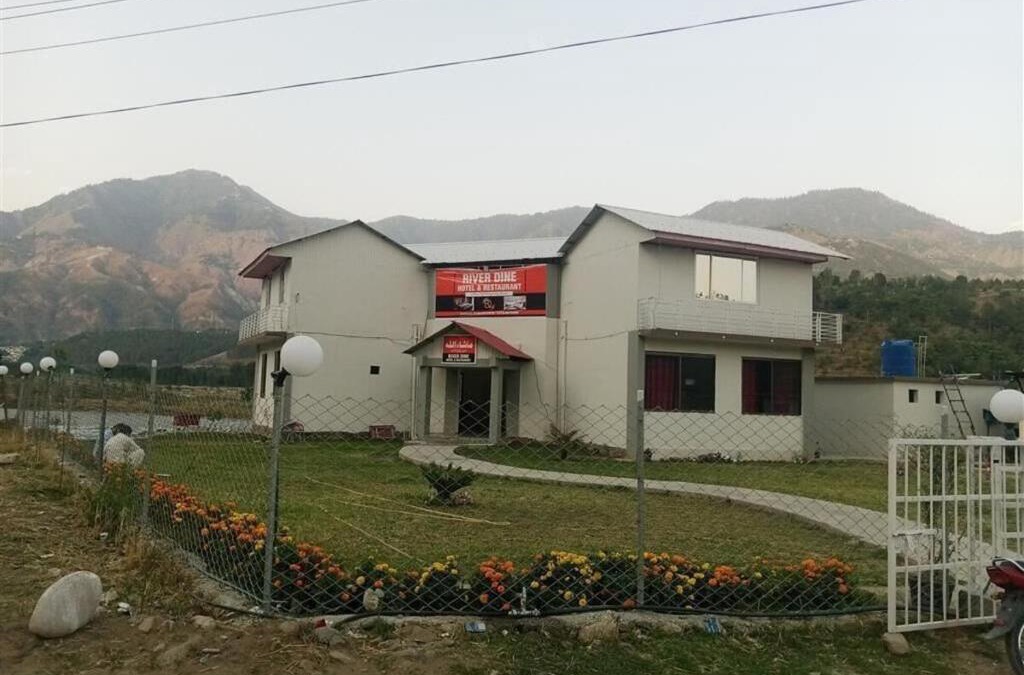 Khyber Pakhtunkhwa Hotel | River Dine Hotel & Restaurant