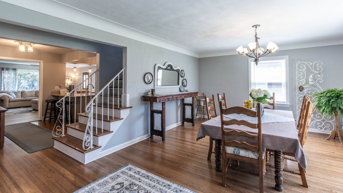 Maumee House | River District Home Newly Renovated with Spacious Living Amenities