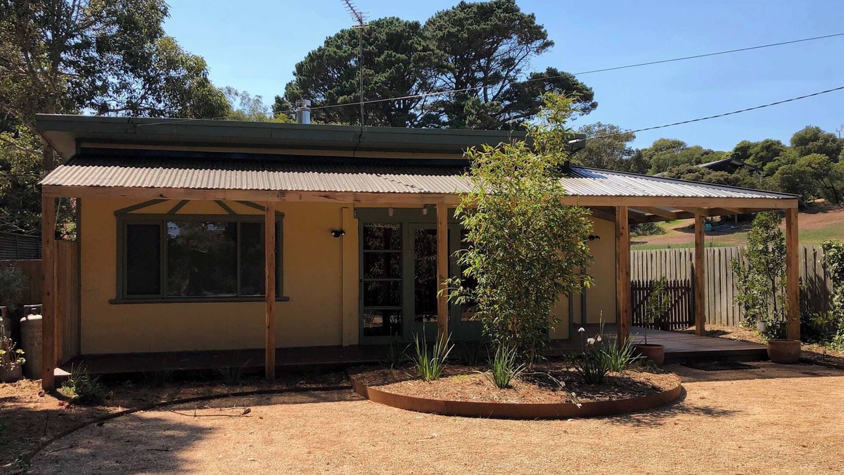 Aireys Inlet House | River End I Walk to the beach or shops