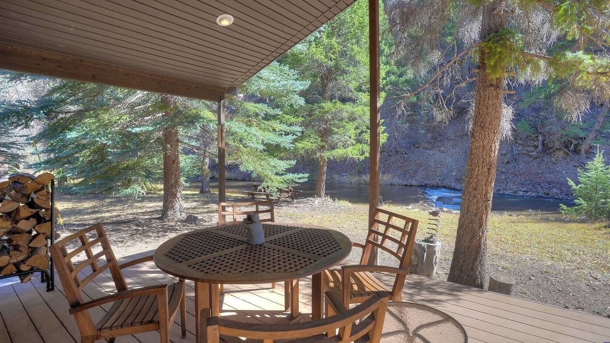 Durango - Purgatory Cabin | River Front Cabin on 1 acre - 14 Minutes to Downtown Durango