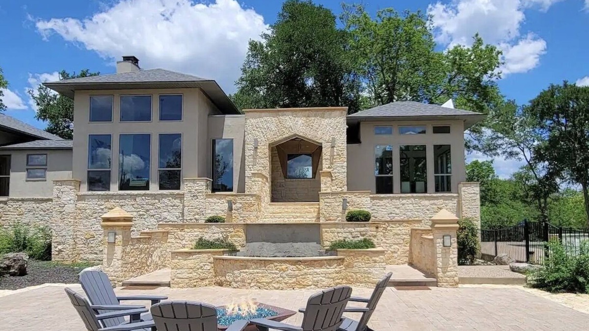 Blanco Villa | River front villa w/pool, BBQ, hiking, fireplace