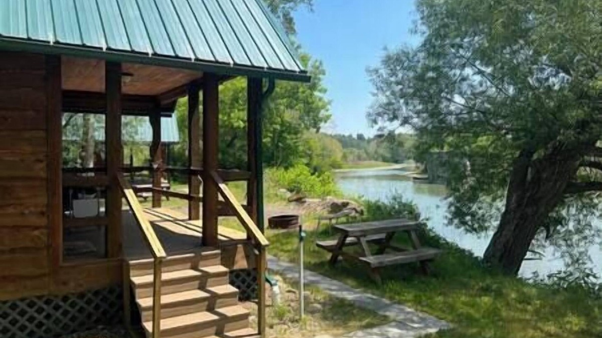 Belfast Cabin | :)River Getaway LogCabin | 4ComfyQBed +Electric #3