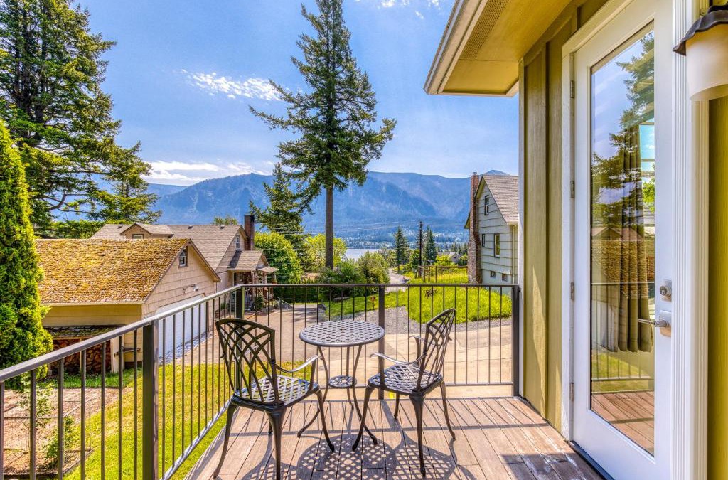 Stevenson House | River Gorge View