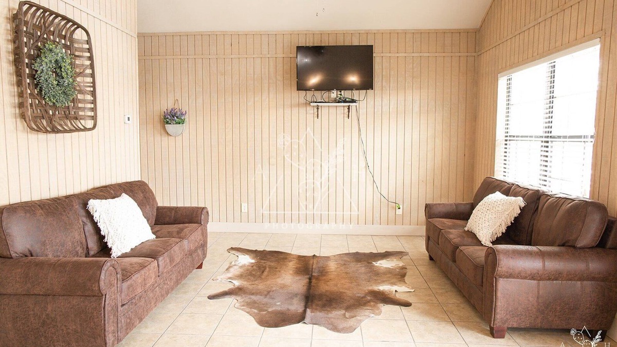 Concan House | River Grove Rentals House #3