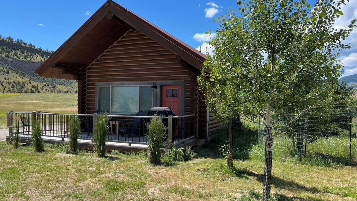 Pray Cabin | River Haven Cabin - North- Private River Access!