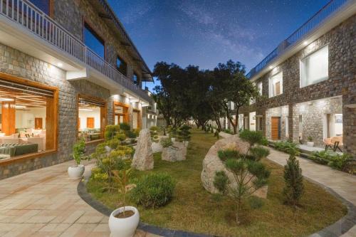 Garjia Resort | River Heritage Resort