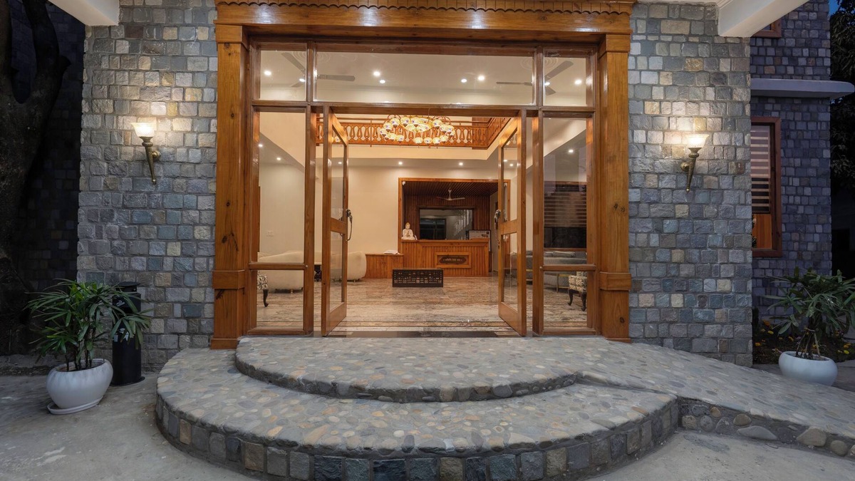 Garjia Resort | River Heritage Resort