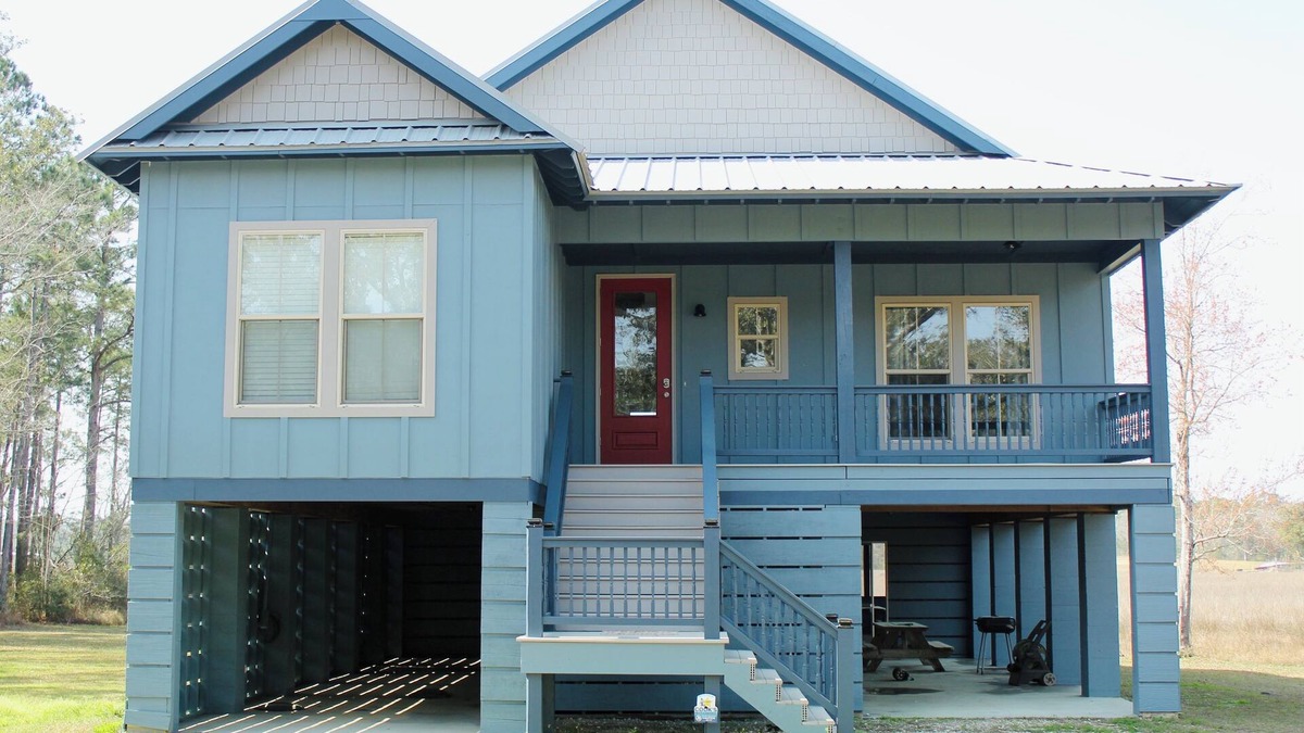 Theodore House | River House minutes to Dauphin Island. Perfect getaway for quiet peaceful rest