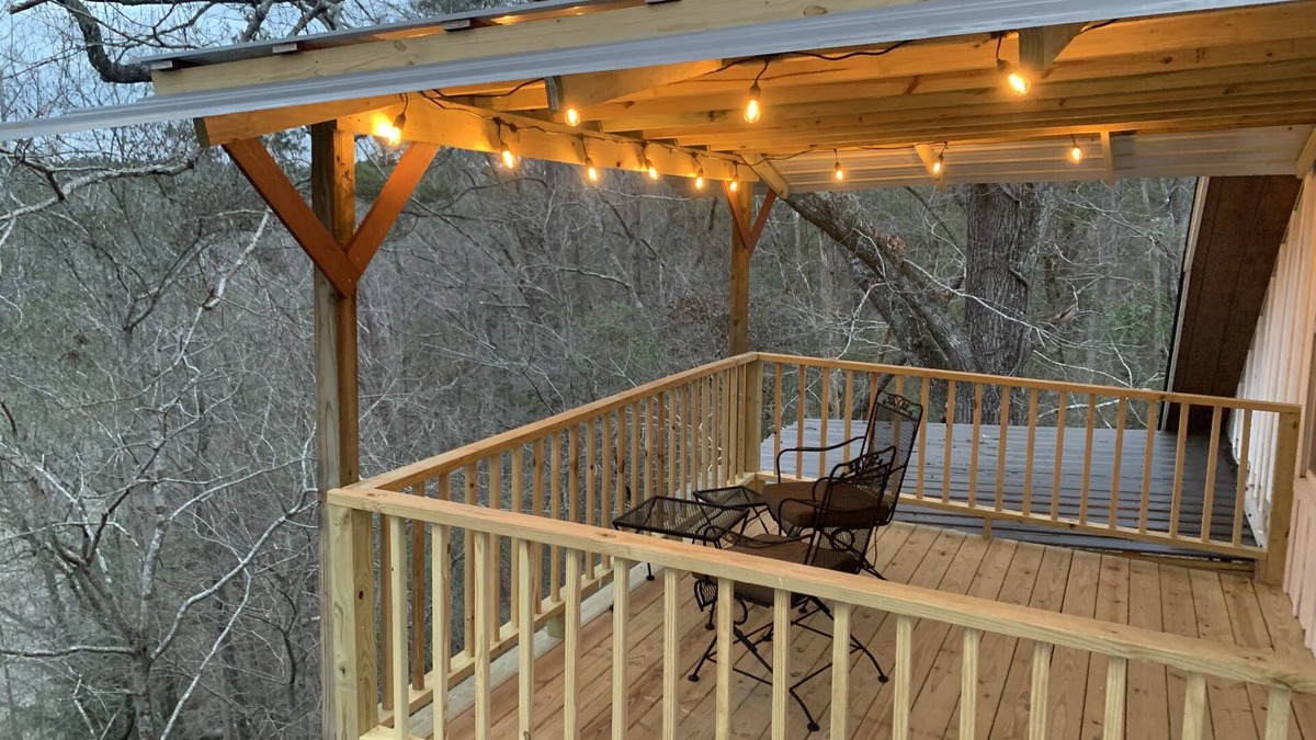 Jasper House | River House on Blackwater Creek