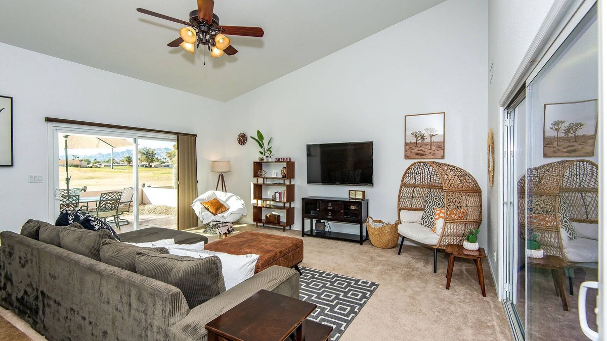 Bullhead City House | River House on the golf course