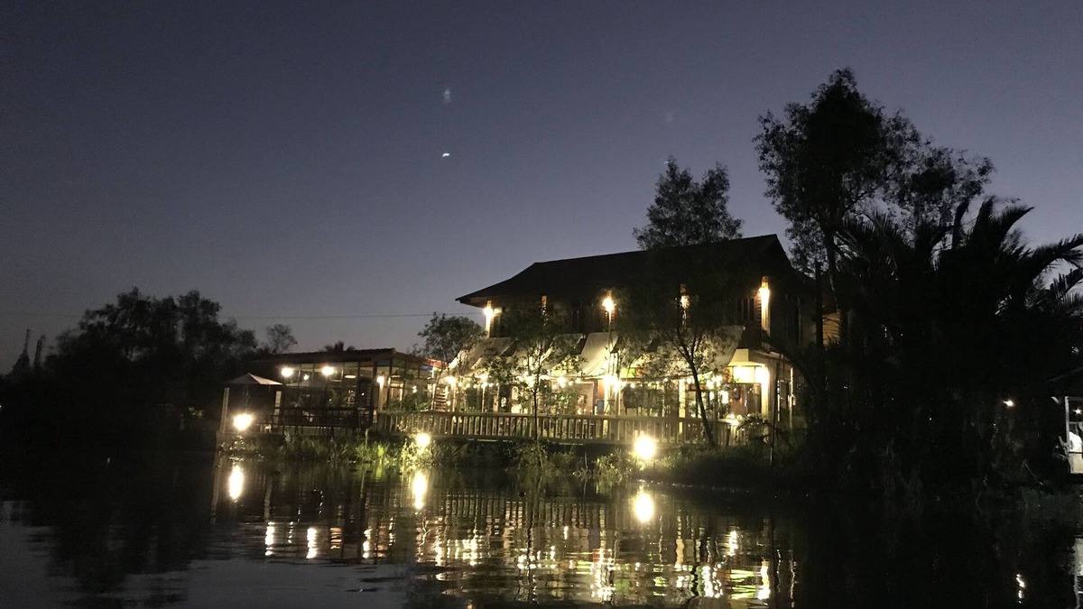 Ban Prok House | River Jam Amphawa
