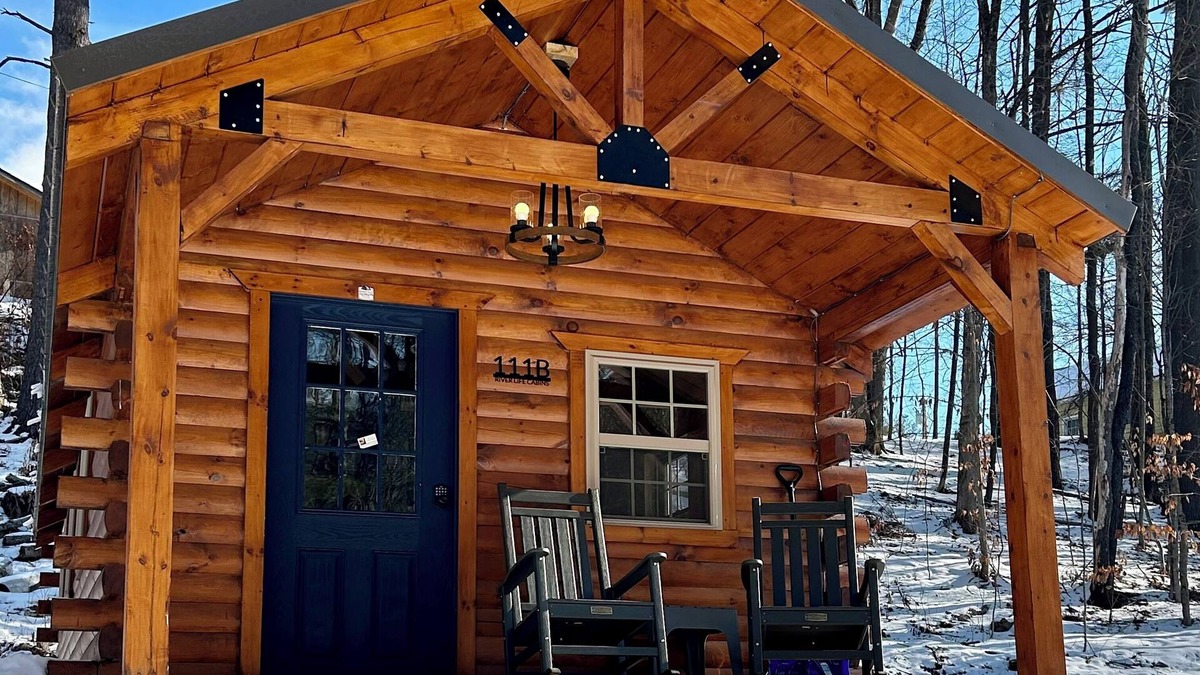 Town of Hope Cabin | River Life Cabin Rentals: B
