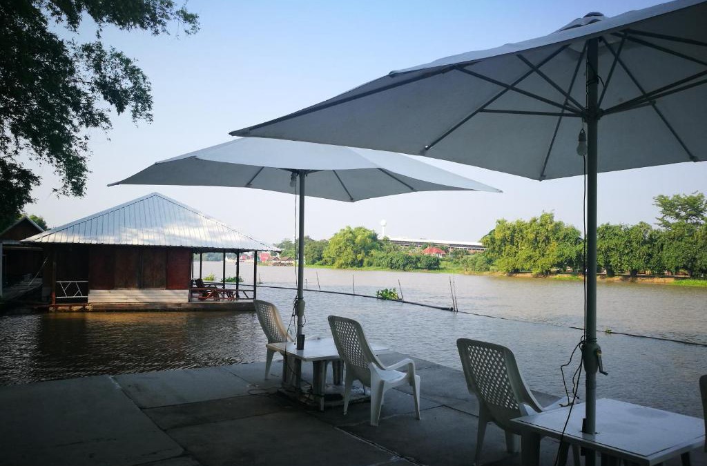 Uthai Thani Resort | River Marina Resort