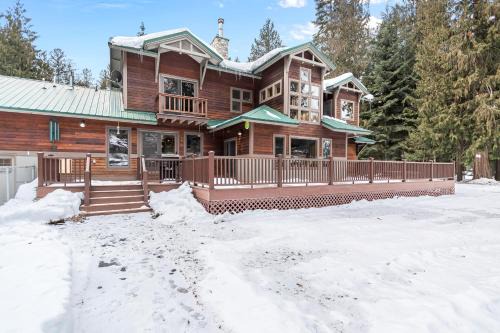 Clark Fork House | River Moose Estate